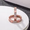 liefde goud zilver kleur luxe ringen mannen sieraden vrouw carve brief cjeweler engagement voor vrouwen bague moissanite heren trouwring nooit vervagen ZB019 F4