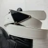 Designer Cinture classiche per uomini Donne Designer Cintura d'argento Mens Black Smooth Gold Cinkle Abite Pelle P Celte