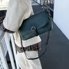 Kvällspåsar mode underarm kvinnor läder handväskor äkta ko klaff crossbody damer axel messenger liten solid