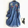 Casual Dresses 2023 Autumn Women Denim Dress Brodery Vintage Single-Breasted Shirt Lång ärm Soft Jeans Vestidos