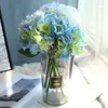 Flores decorativas 8 policiais 34,5 cm de seda Hydrangea Artificial Flower Bouquet para decoração em casa Fake