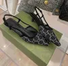 صندل مصمم Sling Back Summer Fashion Women Luxury Rhinestone Wedding Sandles Sliders High Heels Shoes 4563
