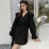Sukienki swobodne marszczenia sznurowani mini sukienki kobiety wiosna vintage impreza zbiór rękawy czarny koreański elegancki elegancki A-line bawełniany x895