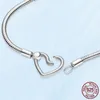 Pandora 925 Pure Silver Heart Spänne Snake Bone Chain Armband Lämpligt för Original Love Charm Armband DIY smycken
