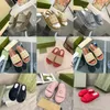 New Summer Slippers Women's Beach Shoes Top Designer Sandals Comfort Outdoor Platform Shoes Plus Size Flats Fashion Embroidery Sandals Soft Leather Print Sandals