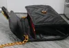 حقائب مصممة حقيبة يدوية مصممة على حقيبة أزياء عرضية حقيبة جسور رسائل ذهبية كيس كتف 4 حجم اللون: 21 سم*14 سم*6 سم