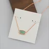 Hangertjes kettingen Ketting Lichtgroen Nieuwe Edelsteen Glas Steen Echt 18K Verguld Hangers Deel Glitter Sieraden Letter Cadeau Met gratis stofzak