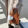 Cosmetische zakken Winter Warm Schoudertas Lamb Wol Soft Autumn Ins Square Cross-Body Portable Casual Beige Khaki Girls Preppy Style