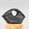 Décontracté Rétro Tendance Couleur Unie Conception En Forme D'éventail Grande Taille Super Grande Capacité Haute Qualité Femmes Chic Épaule Aisselle Sac À Main 230304