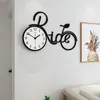 Duvar saatleri meisd tasarımcı saat diy ayna çıkartmaları metal işaretçi ok kuvars sessiz ev oturma odası dekorasyonu 2023