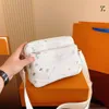 مصمم حقيبة Messenger 3pcs مجموعة Pochette للرجال أكياس الكتف Crossbody Graffiti Luxury Man Handbags محفظة محفظة حقيبة أزياء