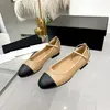 Top Design Dress Shoes 2023 Fashion Channel Women Leather High Heel Letter Logo Party Wedding Tourism Holiday Casual Flat Shoes 04-010