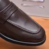 2023 Nya klassiska klänningar Skor Herr Formella Affärer Äkta Läder Lägenheter Herr Modemärke Slip On Casual Walking Loafers Storlek 38-45