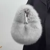 新しい毛皮の女性のハーフムーンバッグ豪華な暖かいぬいぐるみのぬいぐるみバッグ