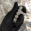 20% korting op alle items 2023 Nieuwe luxe hoogwaardige mode -sieraden voor roze open hoge versie Volledige diamant vrouwelijk persoonlijkheidsarmband licht luxe sieraden