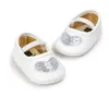 Eerste wandelaars de geboren babymeisjes schoenen Princess Love Autumn Spring Soft Soled Infant Girl's Toddler