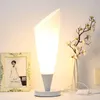 Bordslampor Modern Lily Shape Lamp för sovrummet vardagsrumsstudie Kök Led Personlig sängbord Ljus natt E27 5W glödlampa