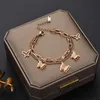 Pulseira de ouro rosa para mulheres Charm Bracelets Joias Pulseiras masculinas e femininas Pulseira de grama de quatro folhas Pulseira feminina Chirstmas Halloween Gold Plate/Fill