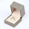 حلقات الكتلة جدا كلاسيكية Six Prong Solid 14k Rose Gold 2ct 8mm D Color Moissanite Solitaire خاتم الخطوبة للنساء مجوهرات الزفاف