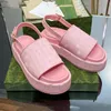 2023 Spring Platform Sling Back Sandals Senaste trendiga sommarstrand Sandaler Designer Casu