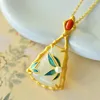 Kedjor forntida guldhantverk inlagda naturliga Hetian Jade Bambu Leaf Pendant Elegant Design Emamel Porcelain Halsband Etnisk stil smycken