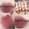 LIGLISS Velvet Matte Lipstick Makeup Piękne truskawkowe wodoodporne odcień gładki pigment gliniana długotrwały błoto czerwony j0j0