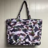 Chaopai Fashion APC HandbagCo-marqué Double face épais Denim Camouflage toile Portable une épaule toile sac sac de mode sac à provisions