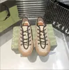 Scarpe eleganti in pelle Lettere a testa tonda Scarpe casual da donna casual Designer di lusso Scarpe eleganti da donna con suola spessa Abbigliamento sportivo da esterno