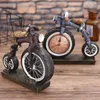 Dekorativa figurer Objekt Retro Motorcykel Modell Vintage Clock Harts Ornament Hemdekoration Tillbehör vardagsrum