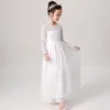 Flickaklänningar Janevini White Long Sleeve Flower Girls Dress For Kids Weddings Lace Pärled Neck Prom golvlängd Första nattvarden