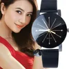 Bilek saatleri 2pcs çift saatler basit modaya uygun güneş ışını desen kadran severler moda kuvars kadın erkek saatleri relogio femininowristwatches