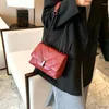 Bolsas de noite Bolsa de ombro feminino Versão coreana de aba versátil compra de couro pu mini -insanha de moda para meninas adolescentes