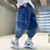 Jeans Vêtements pour enfants pour garçons Pantalons décontractés de printemps Mode Jeans déchirés Streetwear Tenues pour adolescents Pantalon en denim à taille élastique 4-14 ans 230306