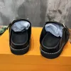 Cozy Comfort Clog Sandals Lyx Designer poolkudde mulor Sliders Damsandaler Dam Slide Designers Skor Läder Flip Flops Damtofflor