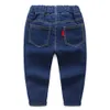 Jeans barn vår höst bomull jeans baby pojkar mode elastiska denim byxor barn fast färg cowboy casual byxor 2y-8 år 230306