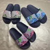 Plateforme Designer Sandale En Caoutchouc Brocart Floral Mode Hommes Bas De Vitesse Tongs Pantoufles À Rayures Femmes Sandales Designers Mocassins Sliede