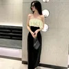 カジュアルドレス夏の女性セクシードレススクエア肩分割フォークフリル韓国スタイルファッションデザインセンスミッドレングスタイトスカート