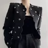 Vestes femmes LANMREM manches longues coeur perles veste femme col en V couleur noire Chic femme Streetwear hauts à la mode automne 1D