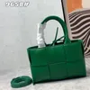 Mulheres tecido pequeno couro genuíno sacola de marca luxo feminino commuter bolsa bolsa crossbody sacos ombro estilo simples moda alça destacável bolsas 2350