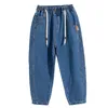 Jeans Boys Roupa as calças de jeans da primavera de calças elásticas da cintura elástica com jeans azuis de tração infantil de cordão 4-14Y 230306