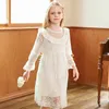 Flickans klänningar 2023 Baby Girls White Lace Dress Kids Girl Plain Tulle Princess Dresses Children Baptism Birthday Party Weddings Formella kläder W0224