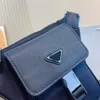 나일론 크로스 바디 가방 여성 핸드백 지갑 숄더 가방 남자 포켓 스포츠 메신저 파우치 지갑은 하드웨어 패션 편지 조절 가능한 스트랩