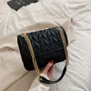 Evening Bags Chain Women's 2023 Fashionable Embroidered Line Stray Bag Texture Cross Square