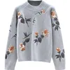 여자 스웨터 겨울 꽃 자수 스웨터 여성 양모 O- 넥 따뜻한 니트 풀오스 두꺼운 긴 소매 느슨한 점퍼 여성 흰색 블루 230306