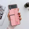 Luxe lamsleer polsbandje effen kleur telefoonhoesje voor Samsung Galaxy Z Flip 3 5G Z Flip 4 ZFlip 3 ZFlip4 schokbestendige cover8526