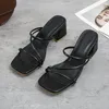 Terlik 2023 Marka Yaz Kadın Terlik Slaytları Kadın Peep Toe Kare Topuk Sandal Ytmtloy Kapalı Zapatillas Mujer Casa Ladies Sandals