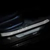 新しい60cmラインストーンカーステッカードアエッジプロテクターユニバーサルカードアシルステッカーアンチスクラッチ保護ブリングオートアクセサリー