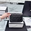 WOC Classic Flip Hand Bag Caviar Leather Multi Function Outdoor Portable Diagonal Wallet Luxury Designer Gold Tone Metal Women Fashion Fashion Garge Capacity Handbag