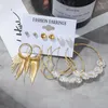 Orecchini a cerchio 6 paia Set di gocce di farfalla a cuore Set di piercing a cerchio grande Gioielli per donne Finta perla Carina fibbia per l'orecchio