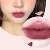 Lipgloss Lippenstift Zarte kompakte Größe Sichere Inhaltsstoffe Frauenglasur Feuchtigkeitsspendend für Mädchen